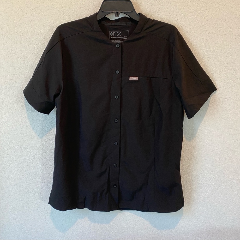 Figs Technical Collection Button Down Scrub Top S… - image 1